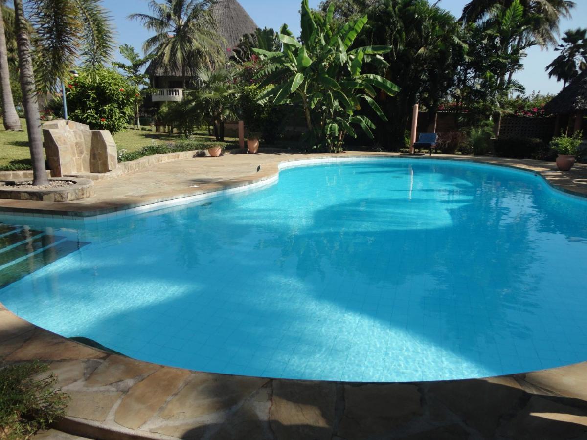 Amani Paradise - Luxury Villas شاطئ دياني المظهر الخارجي الصورة
